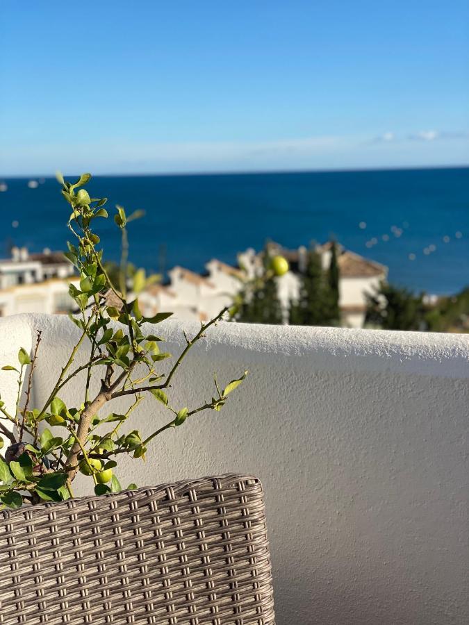 On The Beach - Penthouse On The Mediterranean Естепона Екстериор снимка