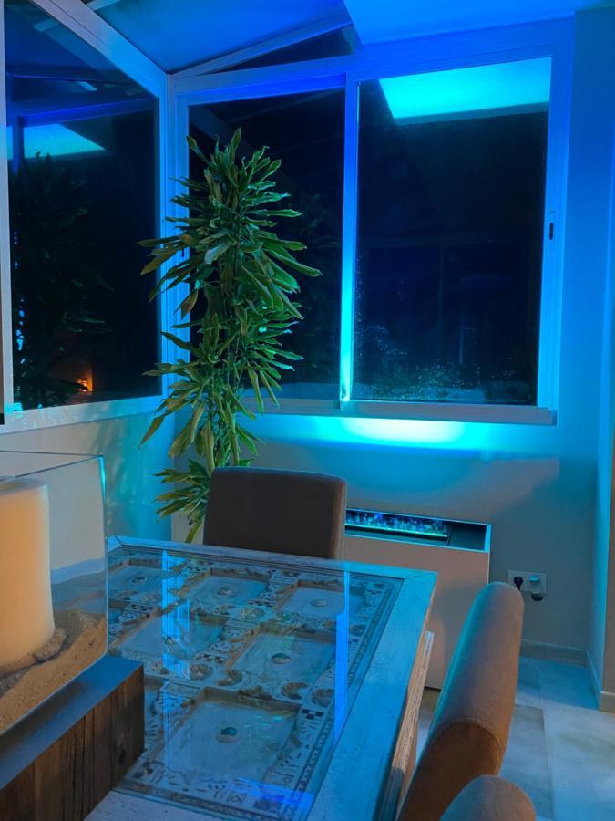On The Beach - Penthouse On The Mediterranean Естепона Екстериор снимка
